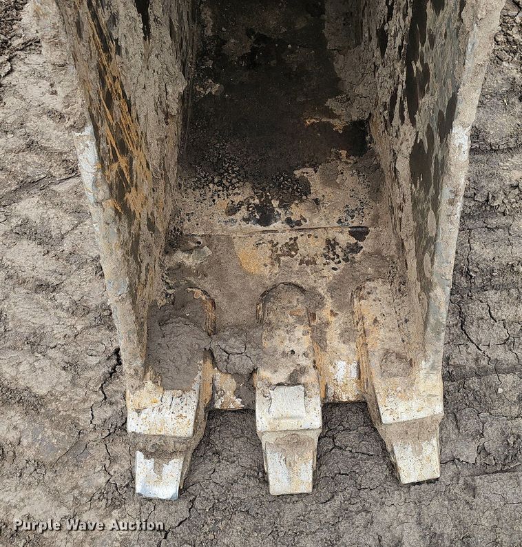 image for item DS4636 2017 John Deere 350G LC excavator