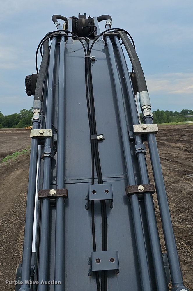 image for item DS4636 2017 John Deere 350G LC excavator