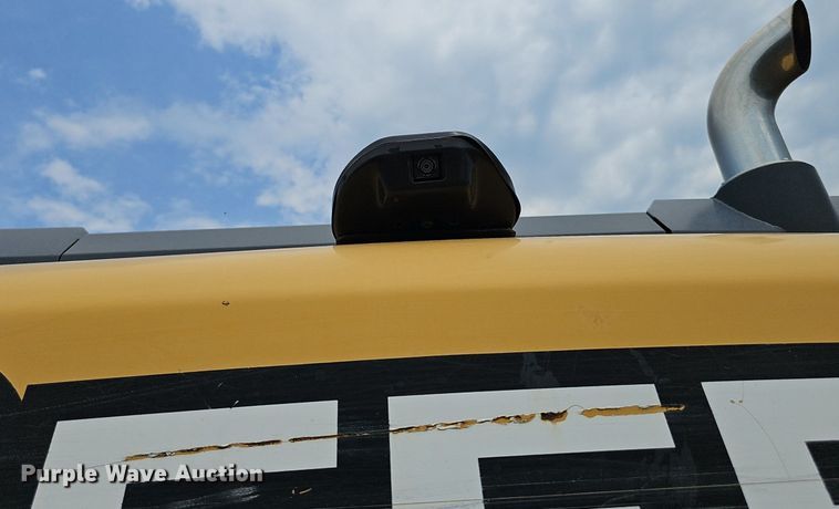 image for item DS4636 2017 John Deere 350G LC excavator