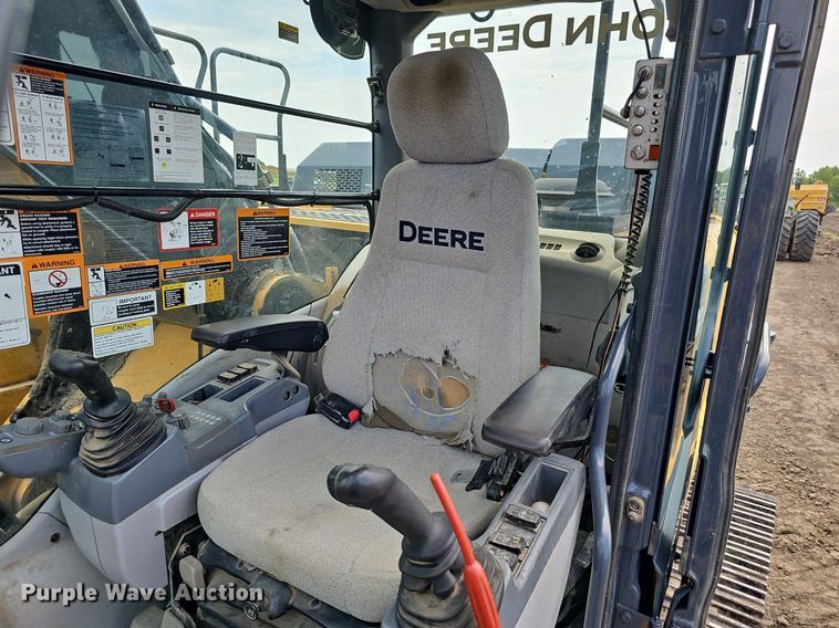 image for item DS4636 2017 John Deere 350G LC excavator
