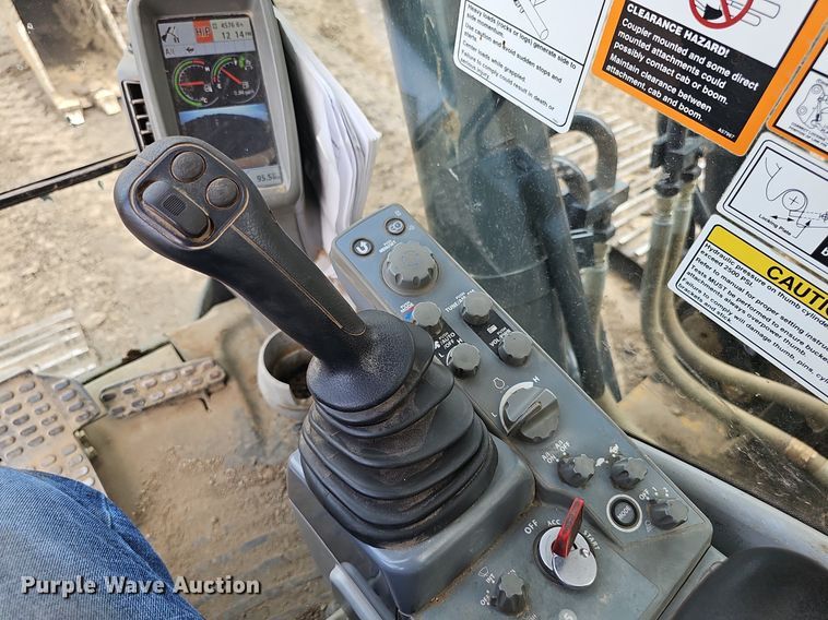 image for item DS4636 2017 John Deere 350G LC excavator