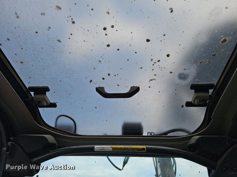 image for item DS4636 2017 John Deere 350G LC excavator