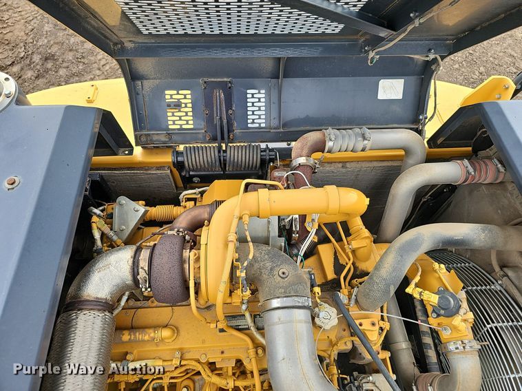 image for item DS4636 2017 John Deere 350G LC excavator