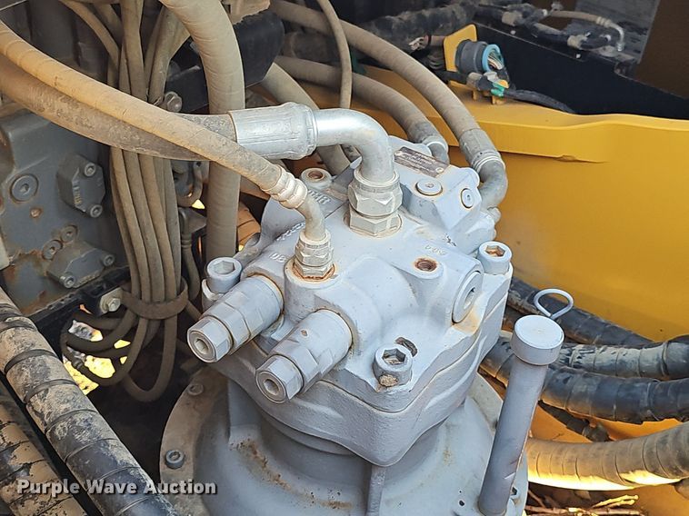 image for item DS4636 2017 John Deere 350G LC excavator