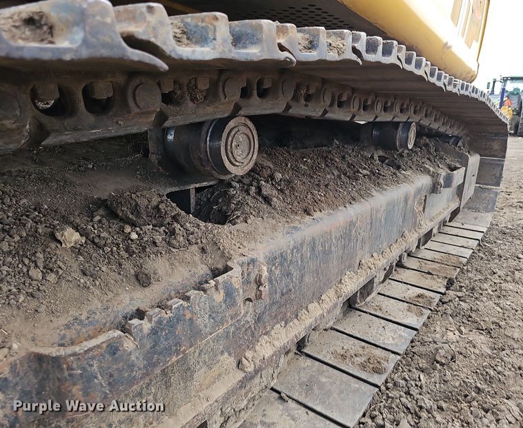 image for item DS4636 2017 John Deere 350G LC excavator