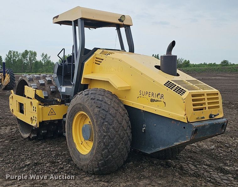 image for item DS4637 2011 Bomag BW 211D-40 single drum vibratory roller