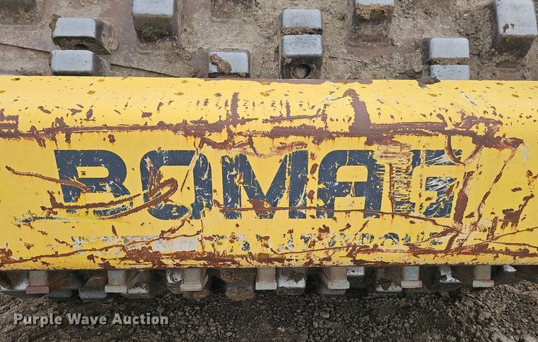 image for item DS4637 2011 Bomag BW 211D-40 single drum vibratory roller