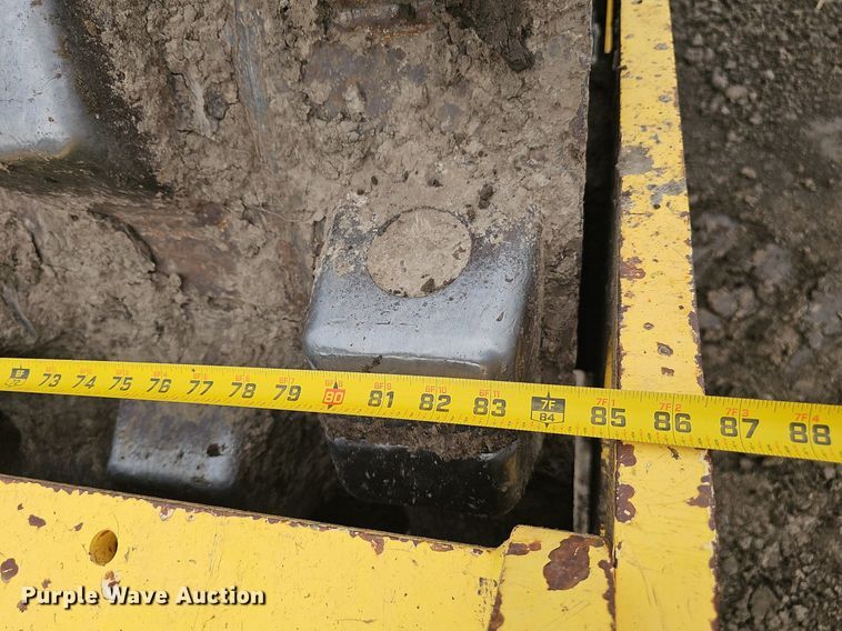 image for item DS4637 2011 Bomag BW 211D-40 single drum vibratory roller