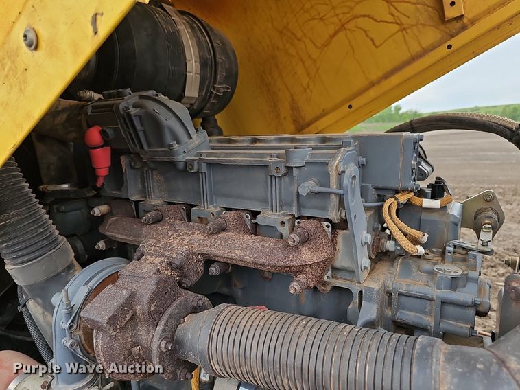 image for item DS4637 2011 Bomag BW 211D-40 single drum vibratory roller