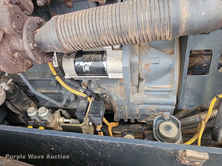 image for item DS4637 2011 Bomag BW 211D-40 single drum vibratory roller