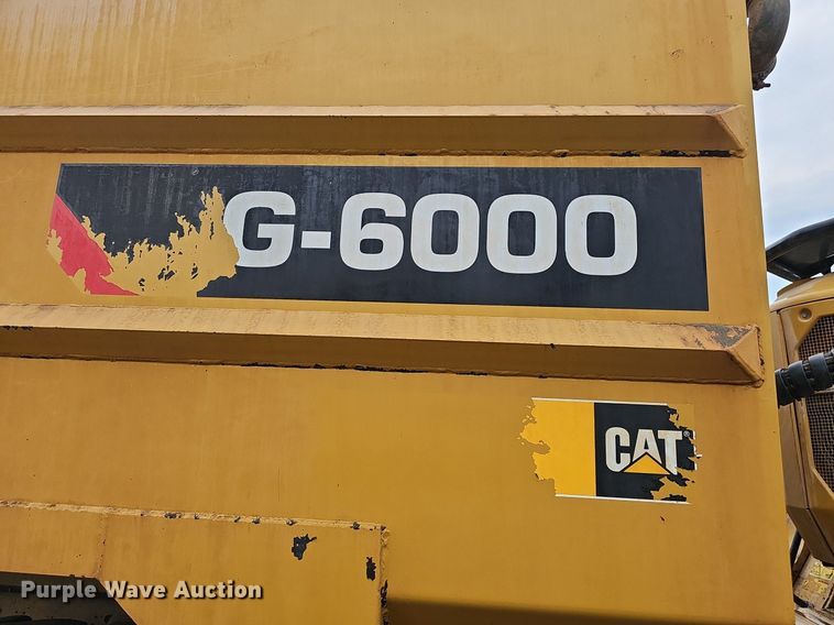 image for item DS4638 2012 Caterpillar 730 articulated water wagon