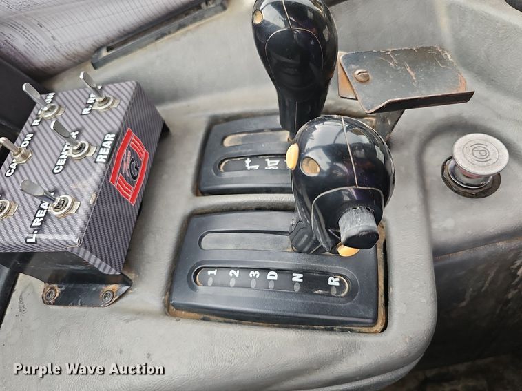 image for item DS4638 2012 Caterpillar 730 articulated water wagon