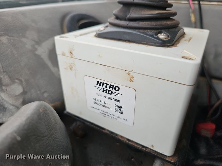 image for item DS4638 2012 Caterpillar 730 articulated water wagon