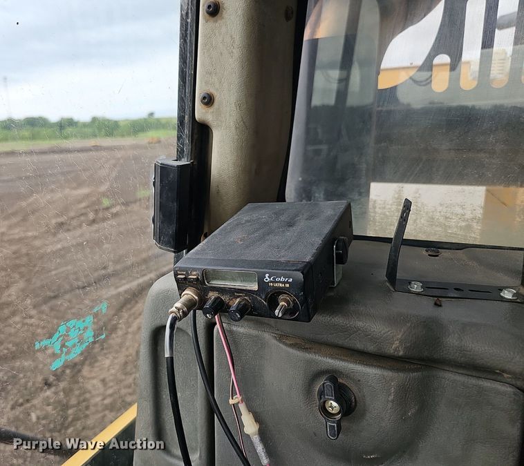 image for item DS4638 2012 Caterpillar 730 articulated water wagon