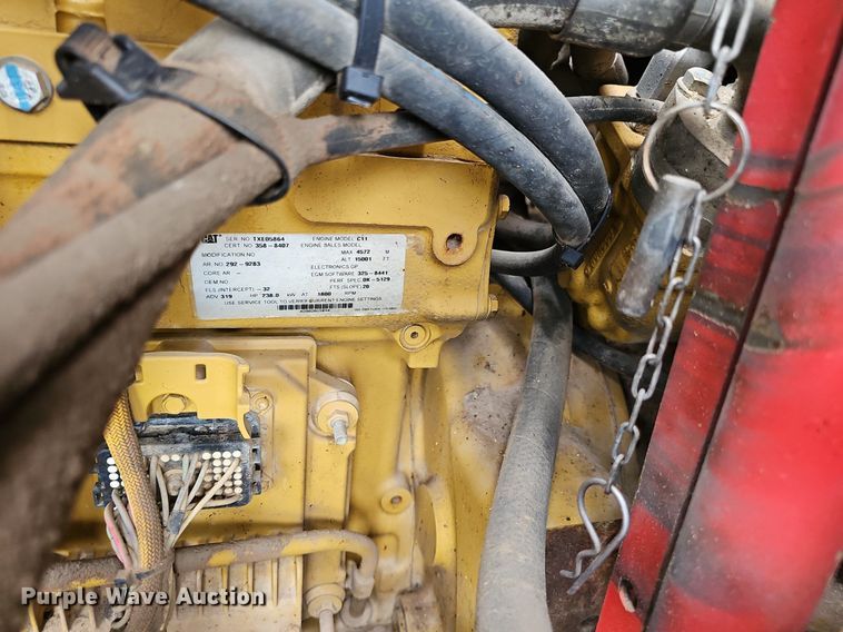 image for item DS4638 2012 Caterpillar 730 articulated water wagon