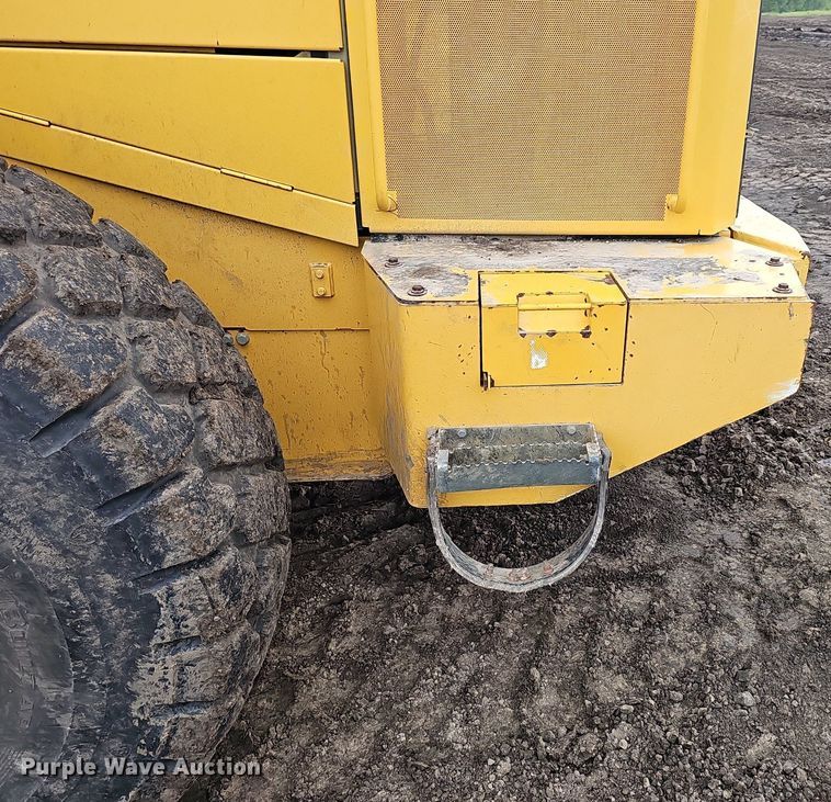 image for item DS4639 2012 John Deere 624K high lift wheel loader