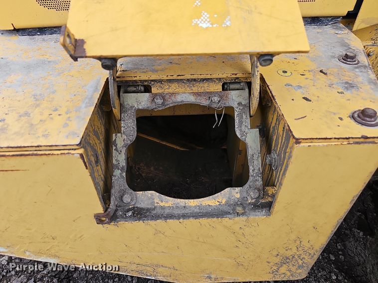 image for item DS4639 2012 John Deere 624K high lift wheel loader