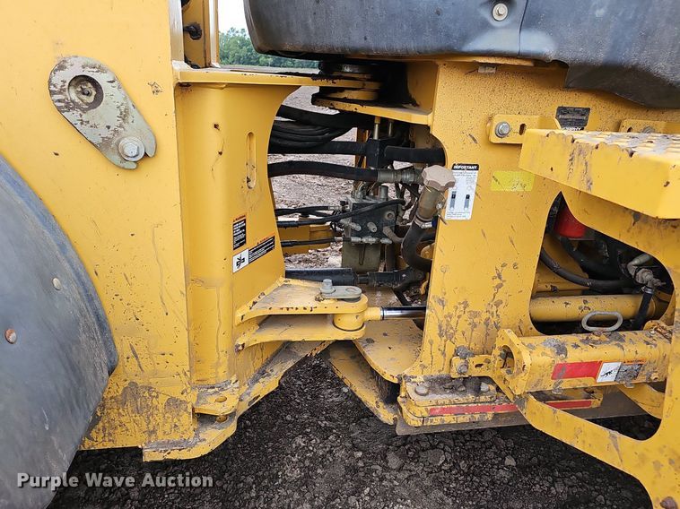 image for item DS4639 2012 John Deere 624K high lift wheel loader