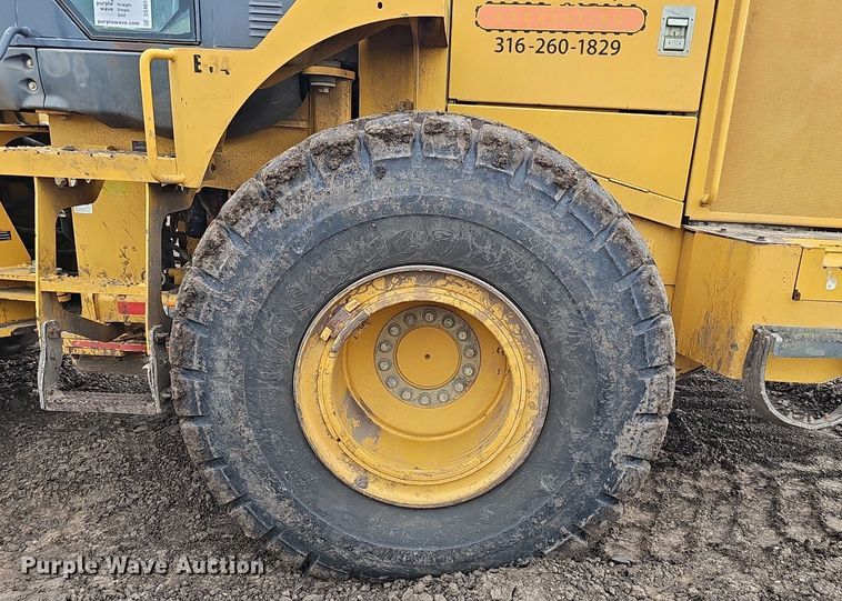 image for item DS4639 2012 John Deere 624K high lift wheel loader