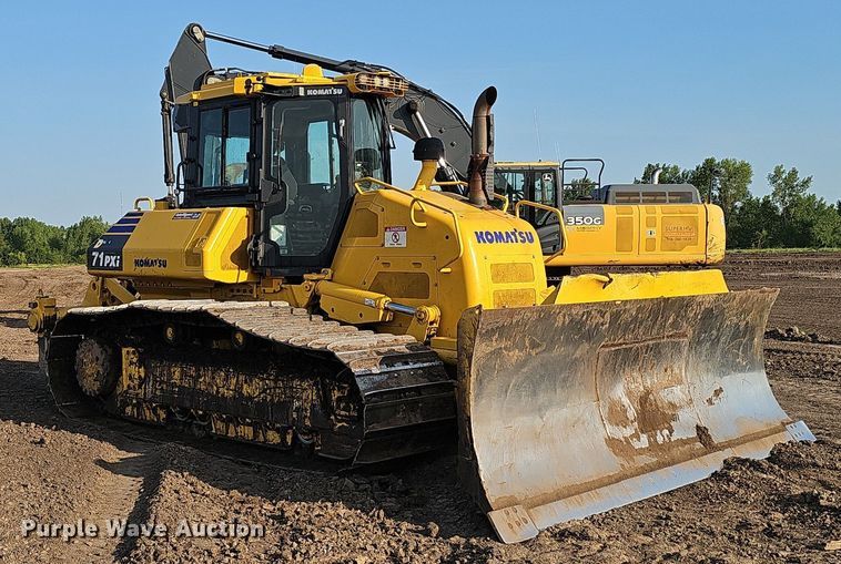 image for item DS4640 2022 Komatsu D71PXI-24 dozer