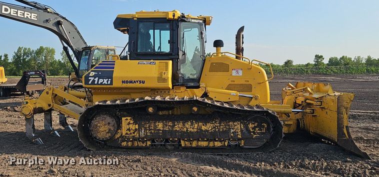 image for item DS4640 2022 Komatsu D71PXI-24 dozer