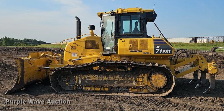 image for item DS4640 2022 Komatsu D71PXI-24 dozer