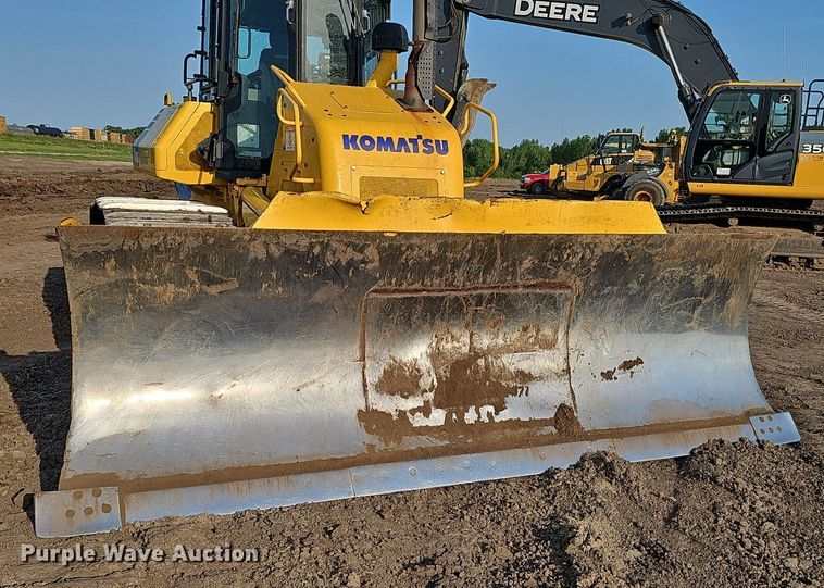image for item DS4640 2022 Komatsu D71PXI-24 dozer