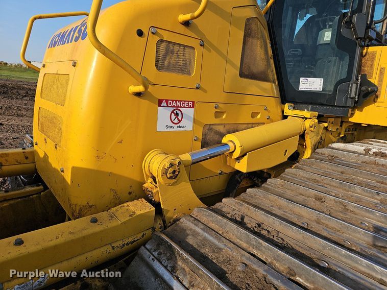image for item DS4640 2022 Komatsu D71PXI-24 dozer