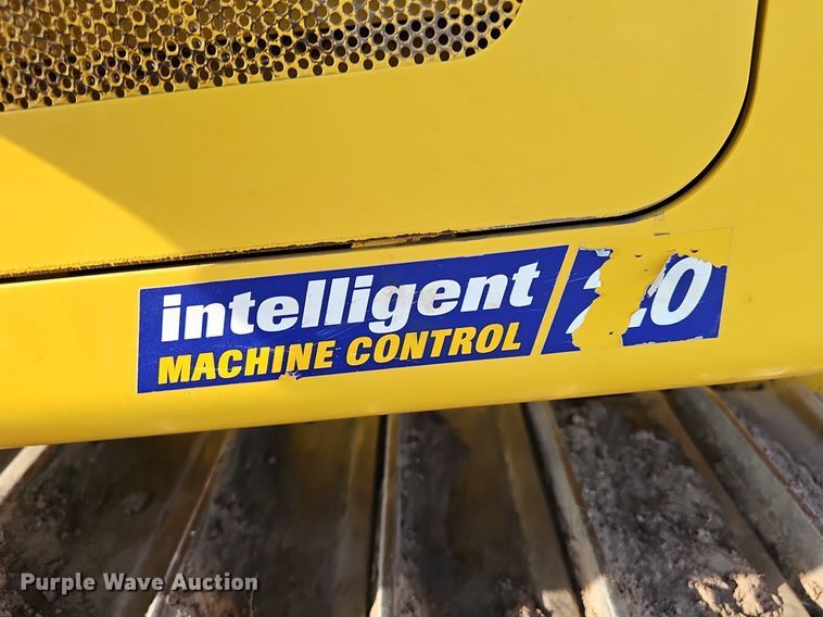 image for item DS4640 2022 Komatsu D71PXI-24 dozer