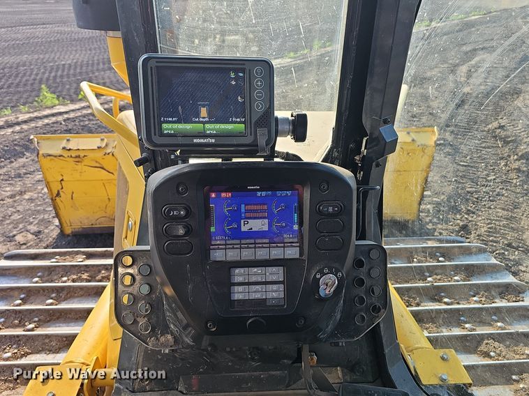 image for item DS4640 2022 Komatsu D71PXI-24 dozer