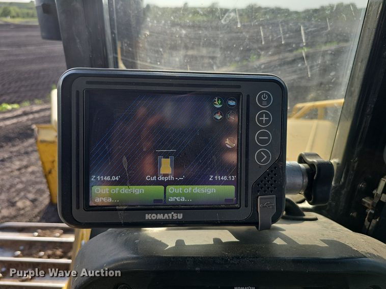 image for item DS4640 2022 Komatsu D71PXI-24 dozer