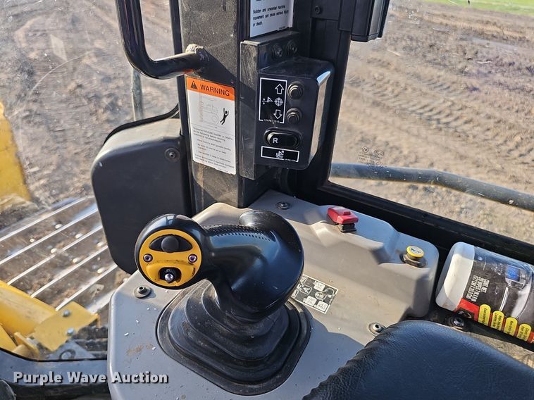 image for item DS4640 2022 Komatsu D71PXI-24 dozer