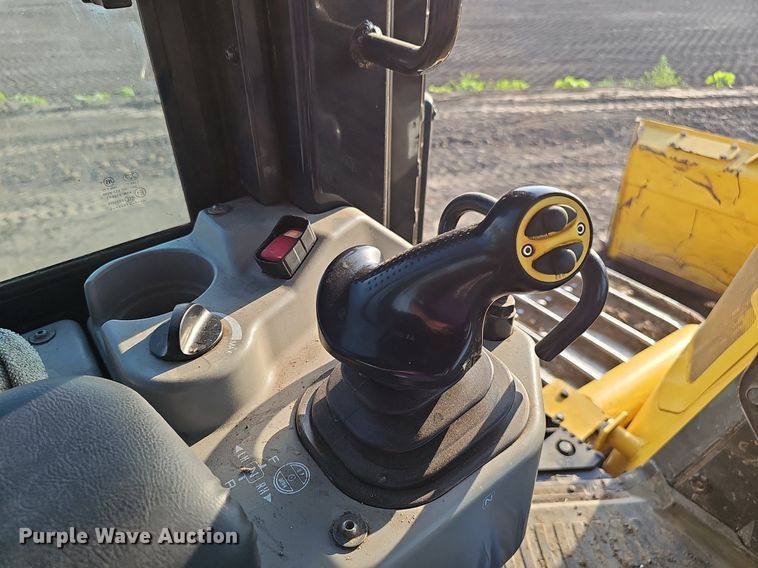 image for item DS4640 2022 Komatsu D71PXI-24 dozer