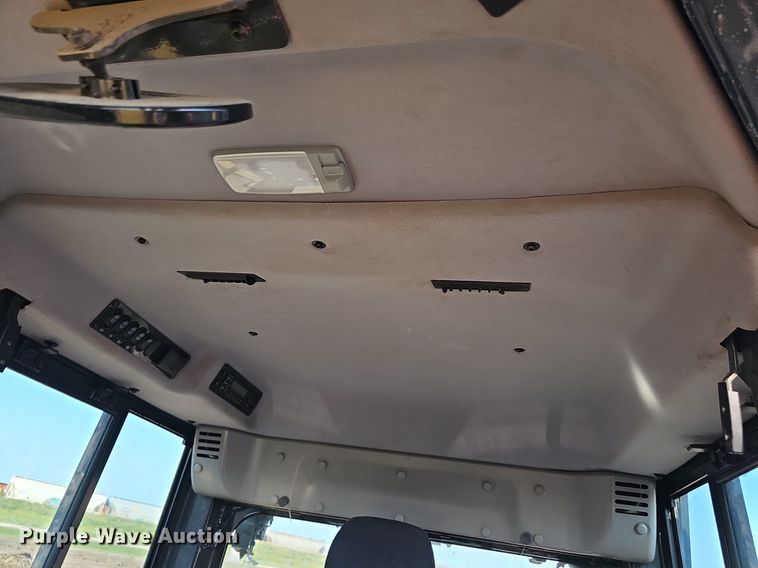 image for item DS4640 2022 Komatsu D71PXI-24 dozer