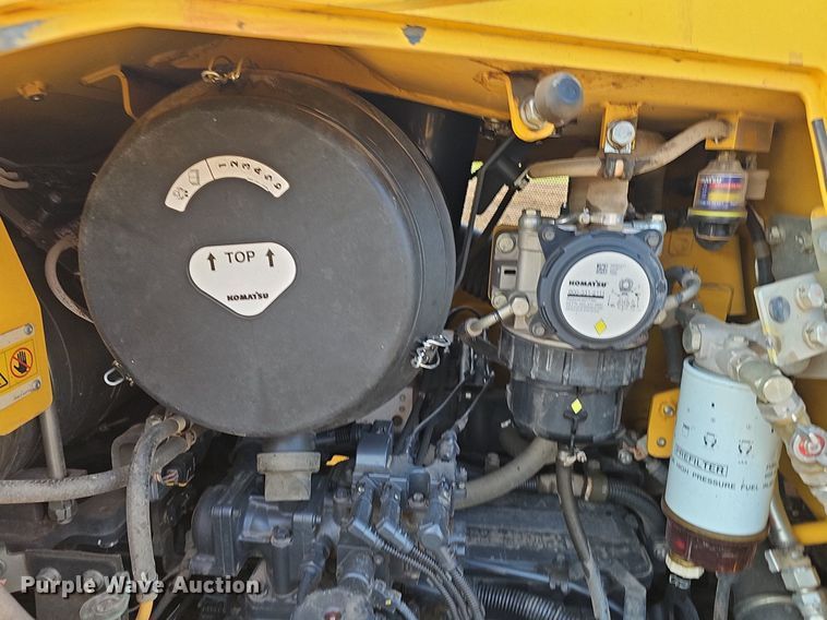 image for item DS4640 2022 Komatsu D71PXI-24 dozer