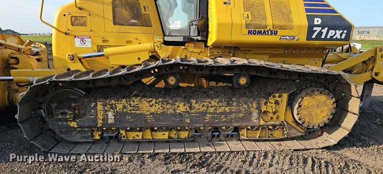 image for item DS4640 2022 Komatsu D71PXI-24 dozer