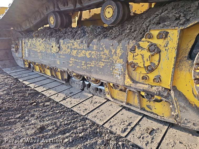 image for item DS4640 2022 Komatsu D71PXI-24 dozer