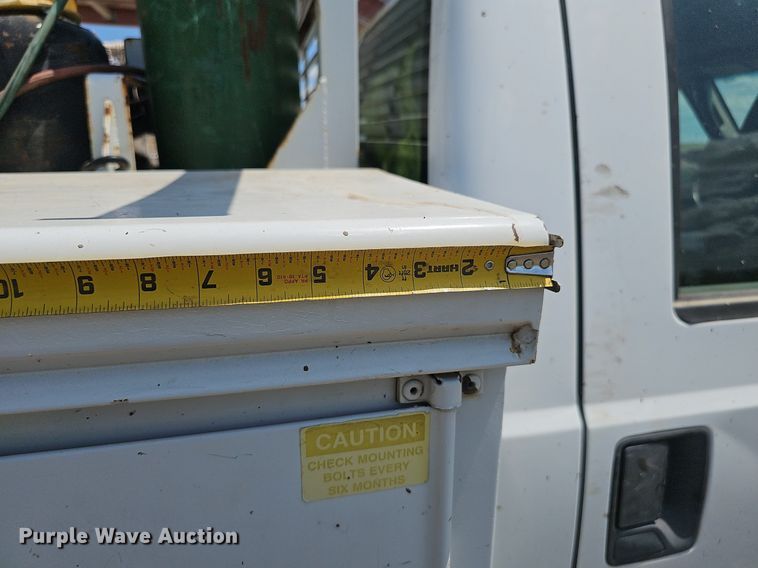 image for item DS4641 2016 Ford F350 Super Duty Crew Cab utility bed pickup truck