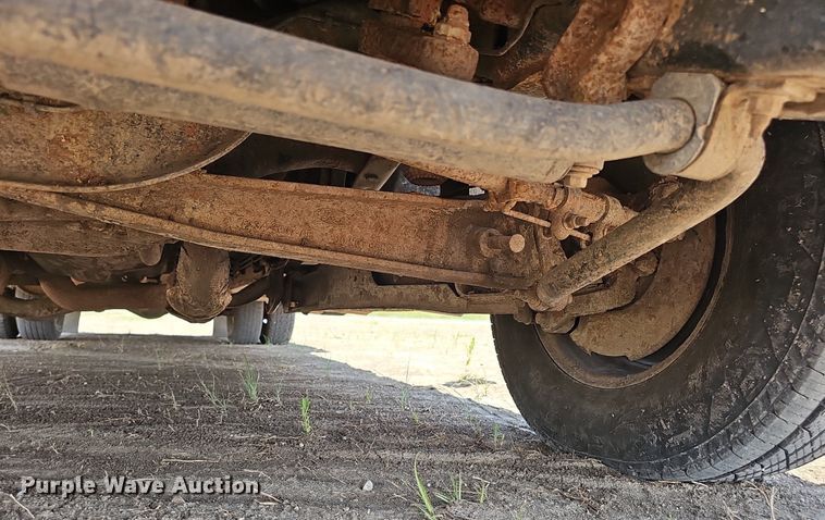 image for item DS4641 2016 Ford F350 Super Duty Crew Cab utility bed pickup truck