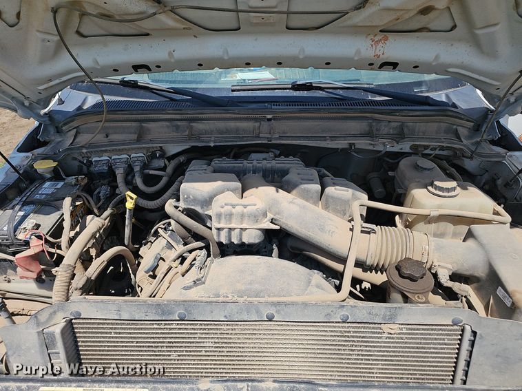 image for item DS4641 2016 Ford F350 Super Duty Crew Cab utility bed pickup truck