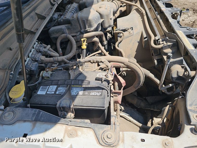 image for item DS4641 2016 Ford F350 Super Duty Crew Cab utility bed pickup truck