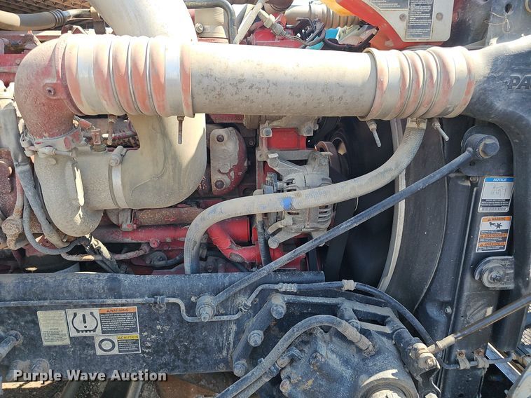 image for item DS4645 2015 Peterbilt 567 semi truck