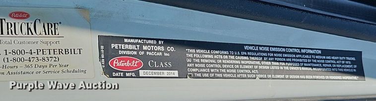 image for item DS4645 2015 Peterbilt 567 semi truck