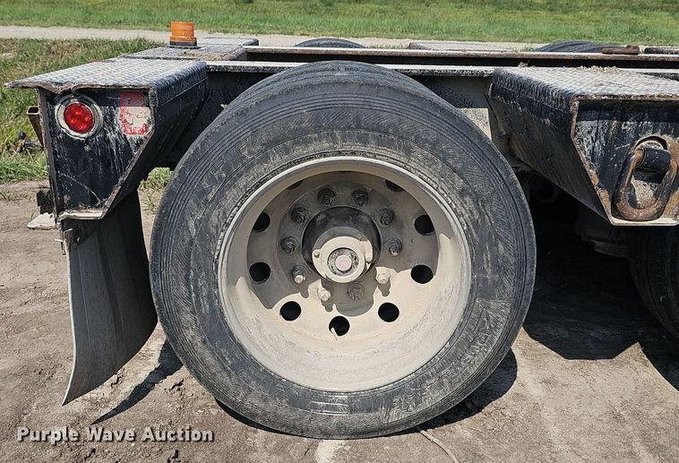 image for item DS4646 2014 Eager Beaver Trailers 50GSL lowboy equipment trailer