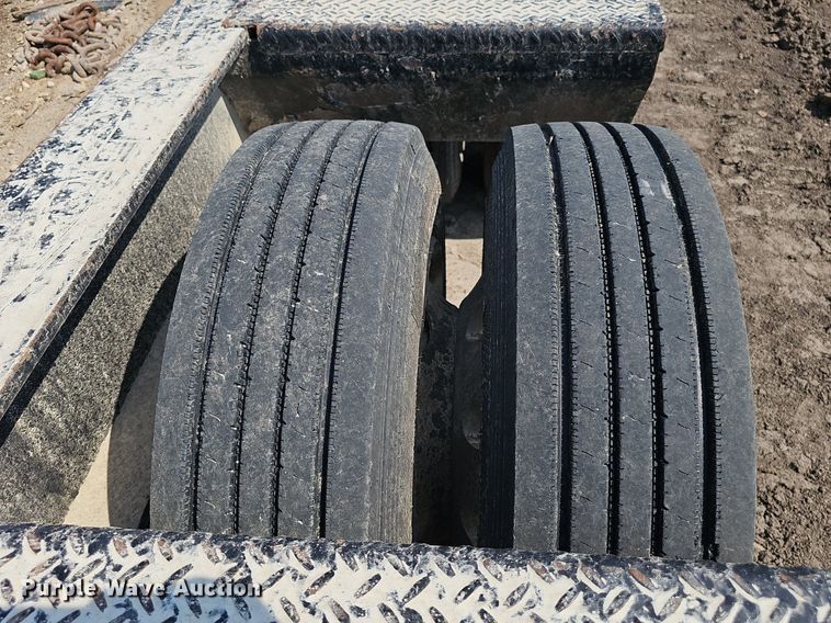 image for item DS4646 2014 Eager Beaver Trailers 50GSL lowboy equipment trailer