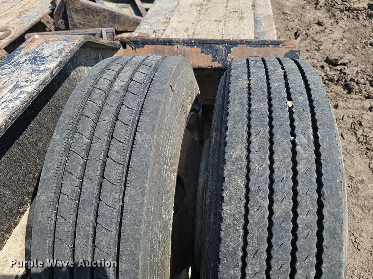 image for item DS4646 2014 Eager Beaver Trailers 50GSL lowboy equipment trailer