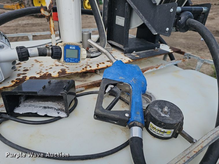 image for item DS4648 DEF tank