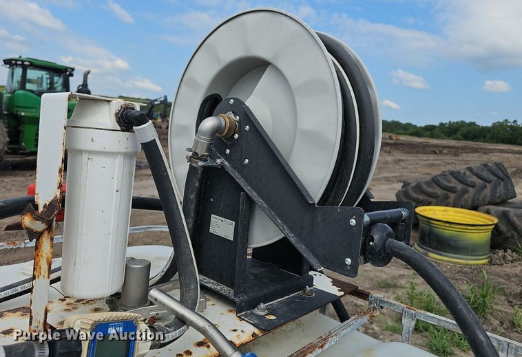 image for item DS4648 DEF tank