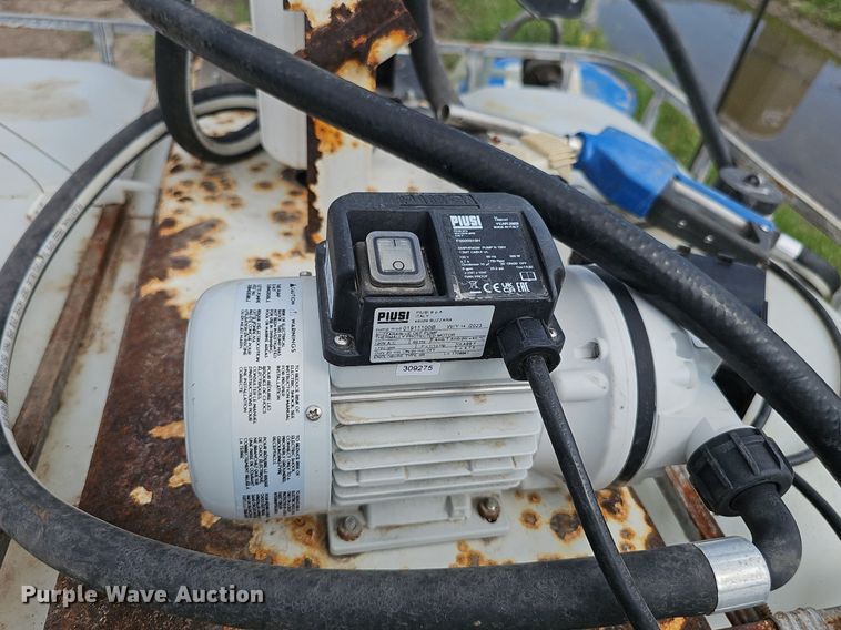 image for item DS4648 DEF tank