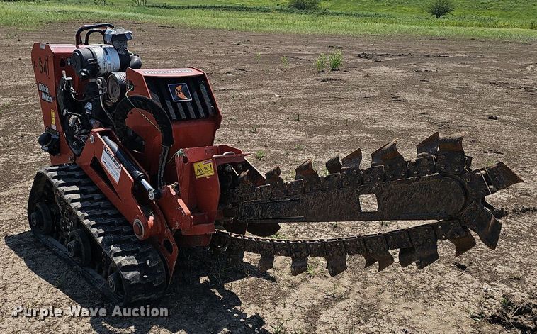 image for item DS4649 2017 Ditch Witch C24X trencher